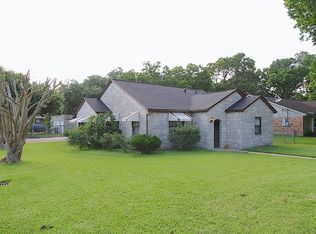 2124 N Galveston Ave, Pearland, TX 77581