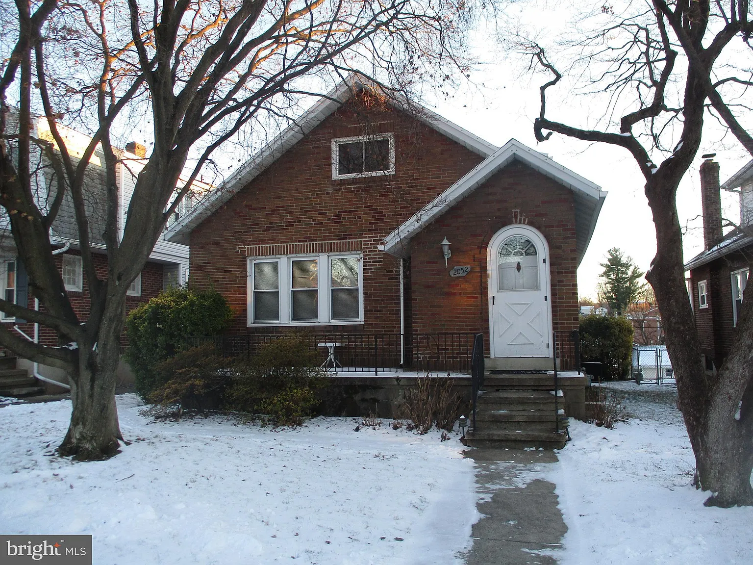 2052 Cleveland Ave photo 1