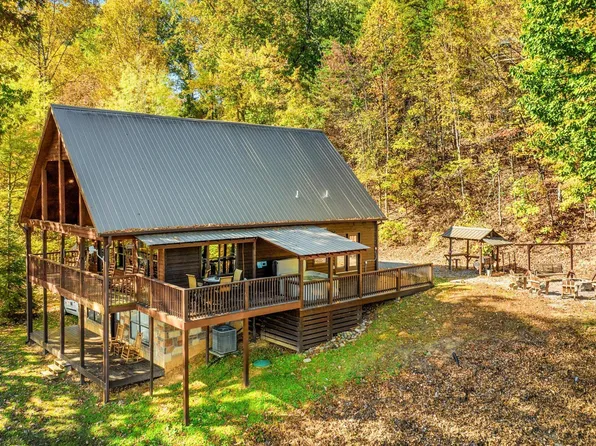 2001 Tiffany Way, Pigeon Forge, TN 37862