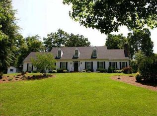 1306 Kensington Dr, High Point, NC 27262