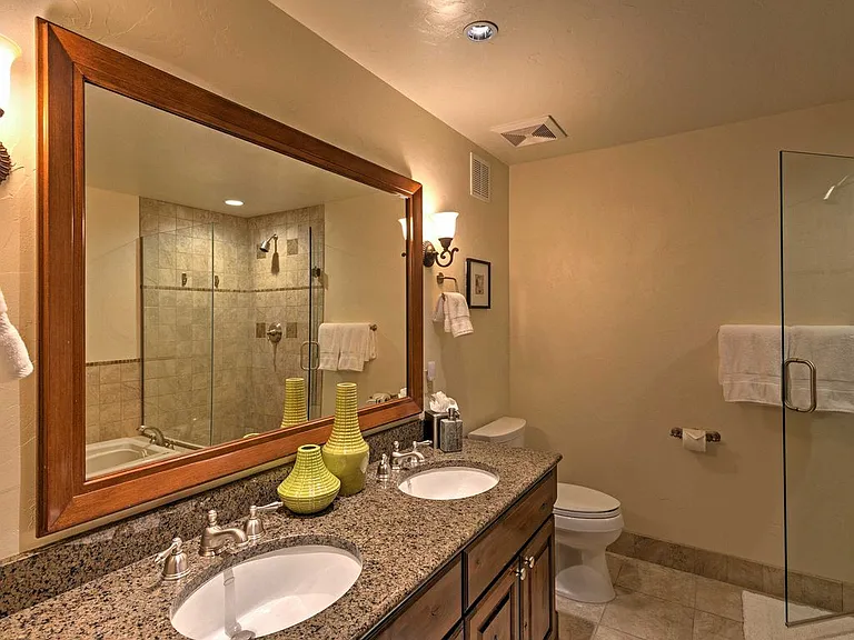 38390 Highway 6 #209 — Photo 9