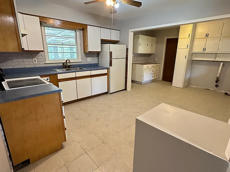 14 W Sherry Dr — Photo 22