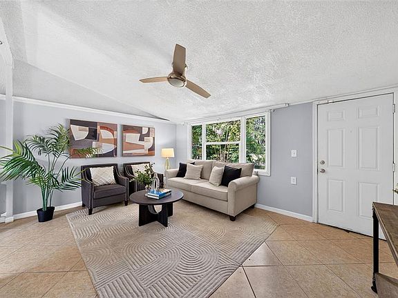 4th image of 2317 S SUMMERLIN AVENUE