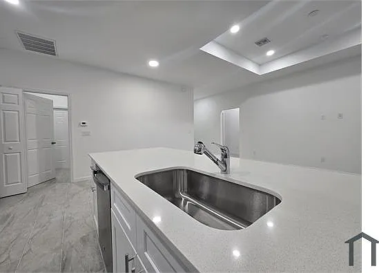 444 Genoa Ave S — Photo 32