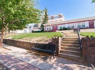 122 N York Rd, Hatboro, PA 19040