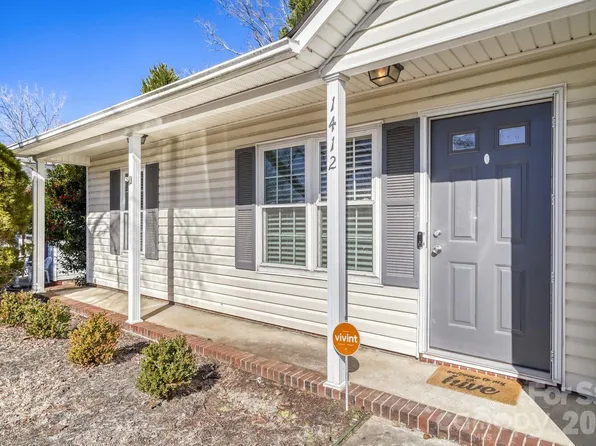 1412 Bells Knox Rd, Charlotte, NC 28214