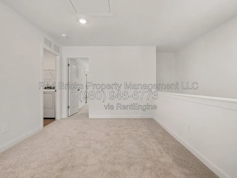 3125 Ophelia Aly — Photo 17
