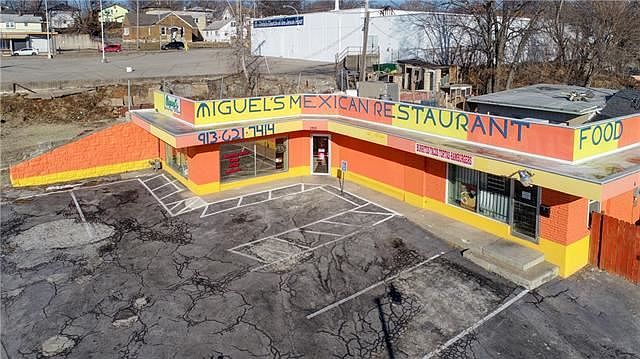 1st image of 1700 State Ave