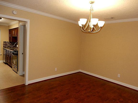 5th image of 18007 Rolling Creek Dr