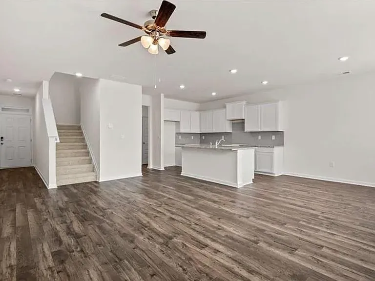 1309 Aura Ln #1309 — Photo 3