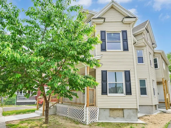 373-375 Orange St, Springfield, MA 01108