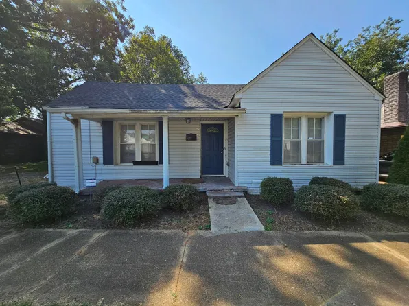 712 E 2nd St, Tuscumbia, AL 35674