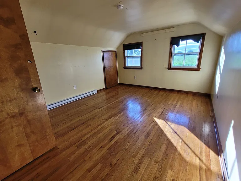 331 Newport Rd — Photo 24
