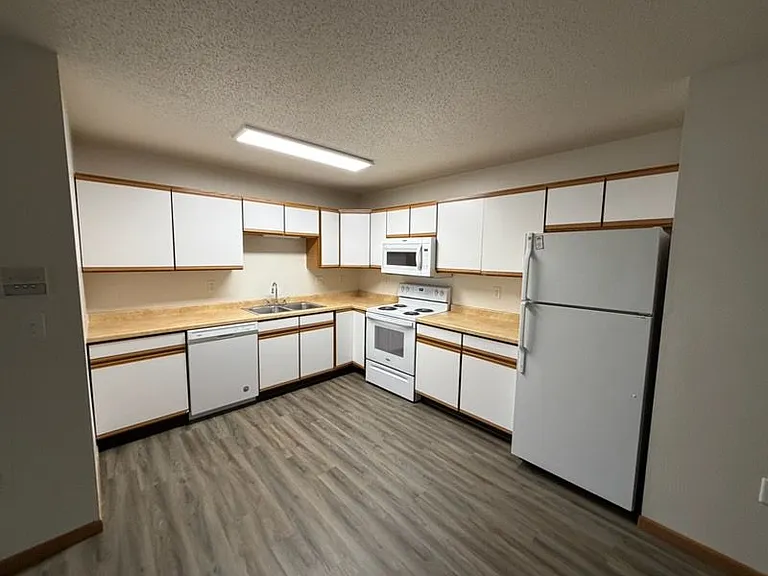 The Summers at Osgood Apartments — Photo 27