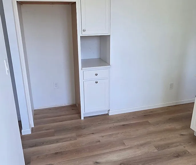 615 Chandler Ave #4 — Photo 2