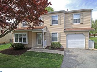 1661 Carlisle Ln, Downingtown, PA 19335