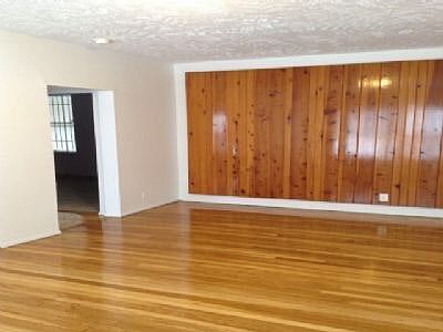 1st image of 6901 S Crandon Ave #2