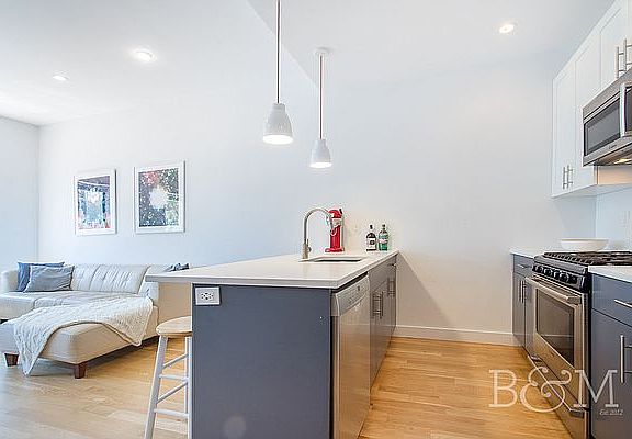 3rd image of 629 Grand St APT 3