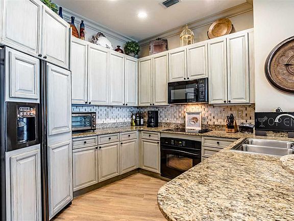 5th image of 1 Portofino Dr #1