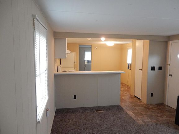 4th image of 58 Milkweed Ln