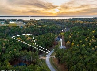 89 Willow Cove Lane, Minnesott Beach, NC 28510