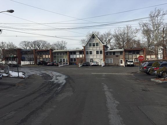 5th image of 166 Coolidge St