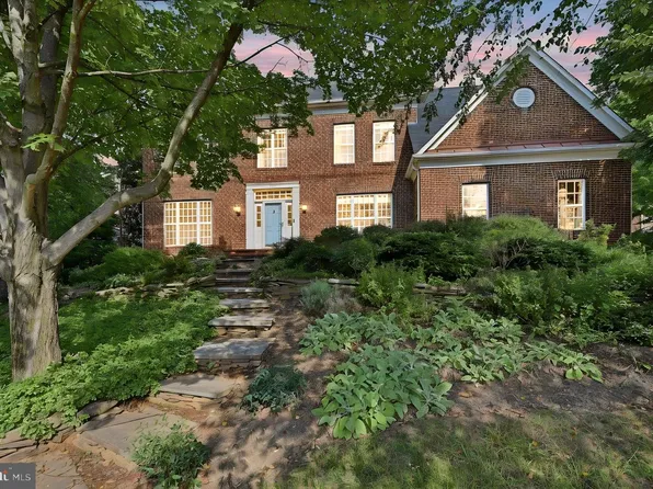 47404 Middle Bluff Pl, Sterling, VA 20165