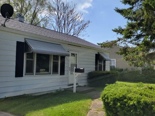 431 3rd St N, Oscoda, MI 48750