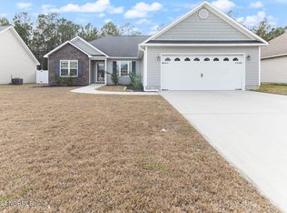 317 Hughes Ln, Jacksonville, NC 28546