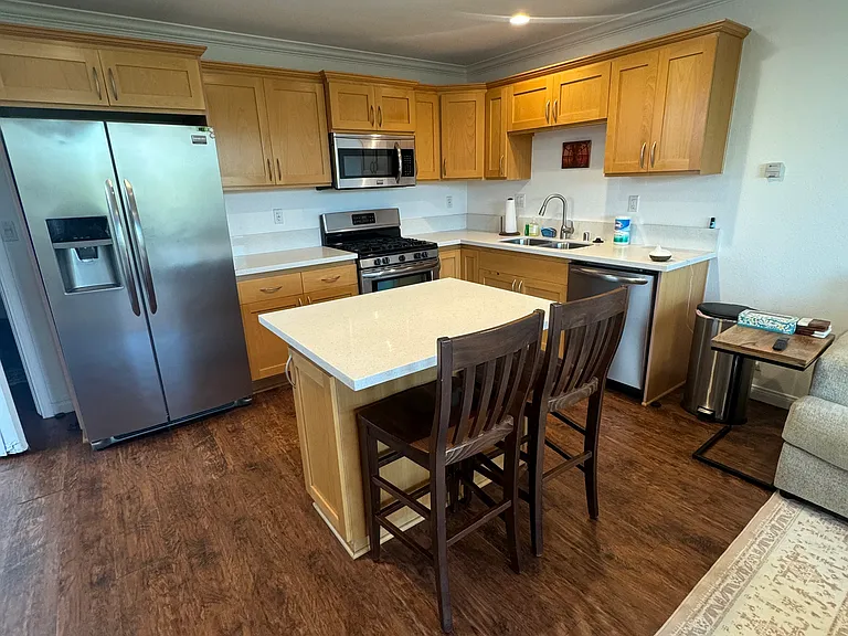 227 Avenida Monterey #C — Photo 4