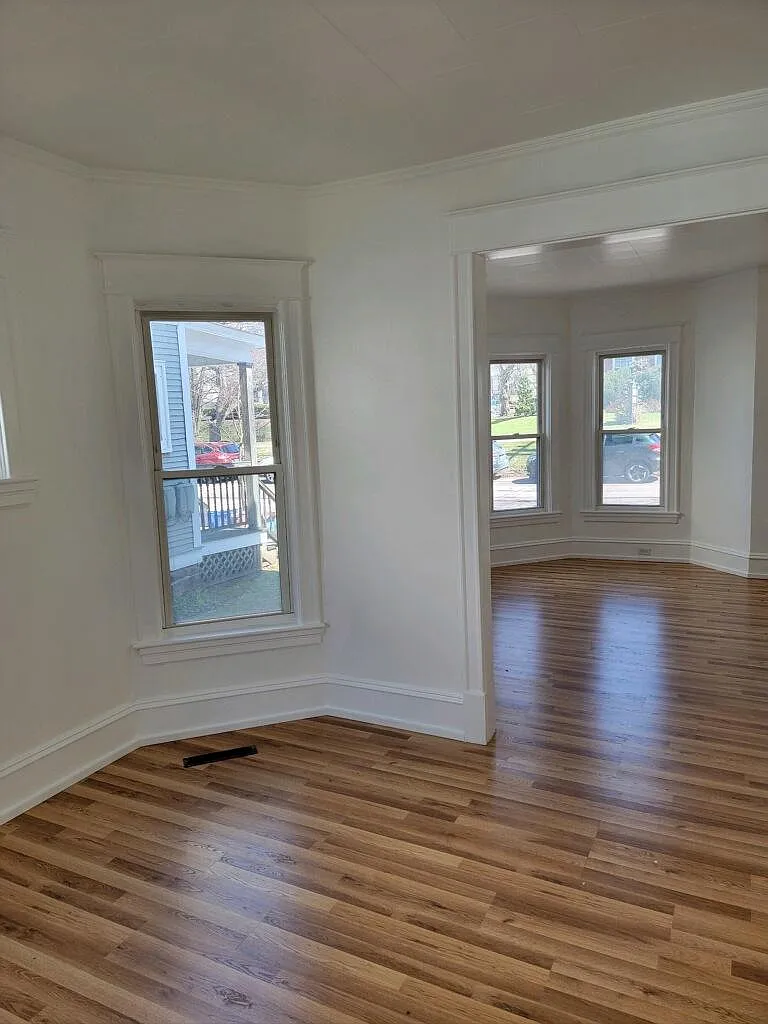 129 S Willard St — Photo 3