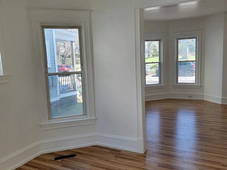 129 S Willard St — Photo 3