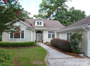 3 Oak Shadow Ct, Savannah, GA 31411