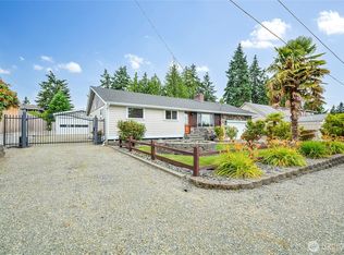 832 Birch St, Edmonds, WA 98020