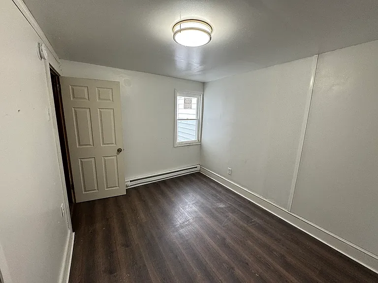 217 S South St — Photo 10