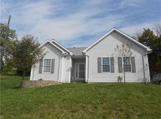 27 Charlton St, Pittsburgh, PA 15205