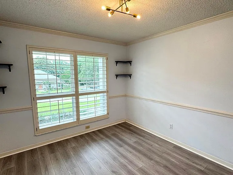 3019 Keats Dr — Photo 6