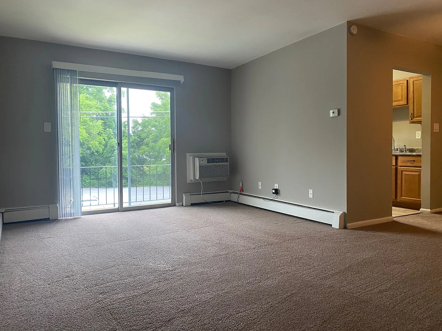 Topton Garden Apartments — Photo 4