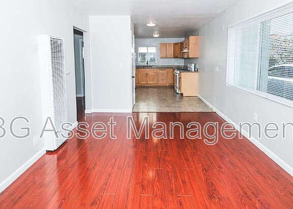 2nd image of 1525 Alcatraz Ave APT 5