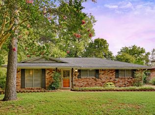 1216 Woodlawn Cir, Denison, TX 75020