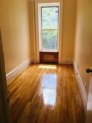 Rented by Apartments by Us