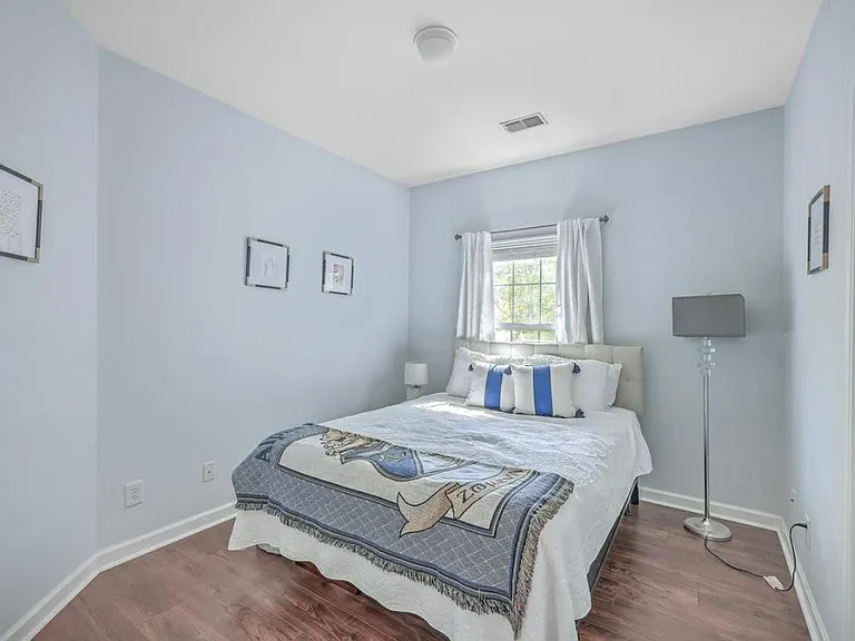 507 S Elgin Ct — Photo 15