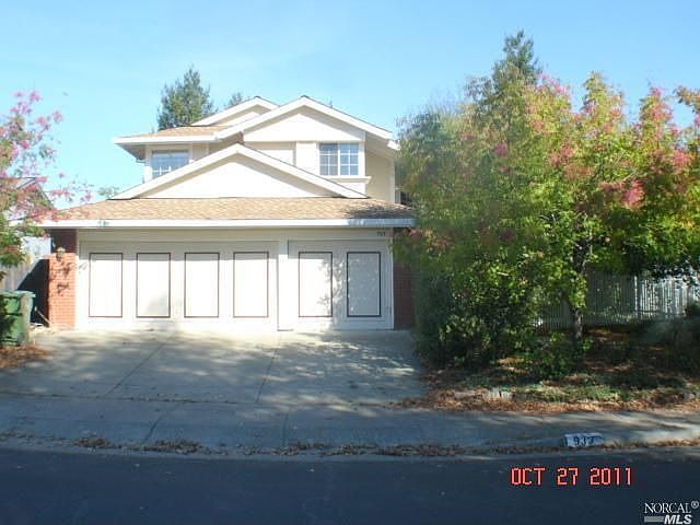 1st image of 933 Buckingham Dr