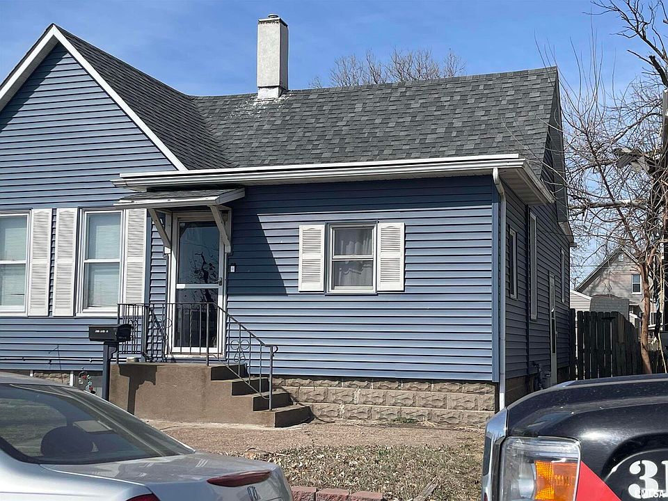 2nd image of 2340 Boies Ave