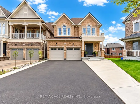 146 Beaconsfield Dr #Basement, Vaughan, ON L4H 4L7