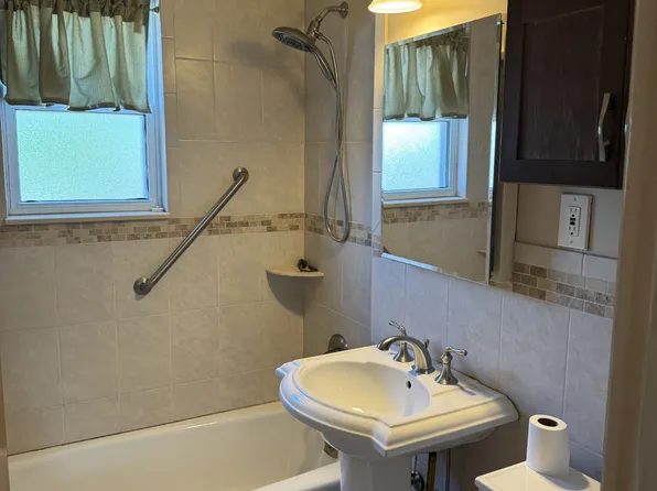 151-15 12th Avenue 1 image 3 of 6