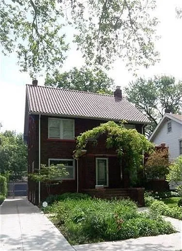 2177 West Blvd photo 1