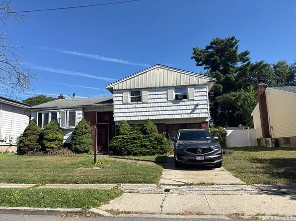 1109 Cramer Court, Baldwin, NY 11510