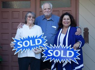 40216 Village 40, Camarillo, CA 93012