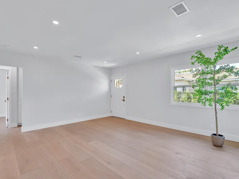 1022 Grant St #B — Photo 12